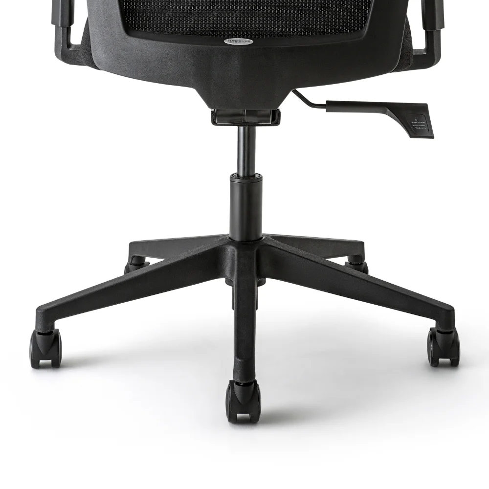 Silla Boss Director Patas de Nylon, Asiento y Respaldo en Simil Cuero, Brazos Fijos. 